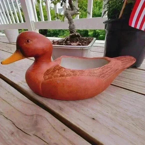 Vintage 1989 Porcelain Bisque Planter Wood Look F.T.D.A. Made In Taiwan - Picture 1 of 12